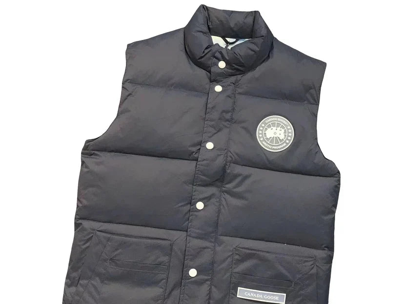 Canada Goose Arctic Freestyle Gilet in Grey