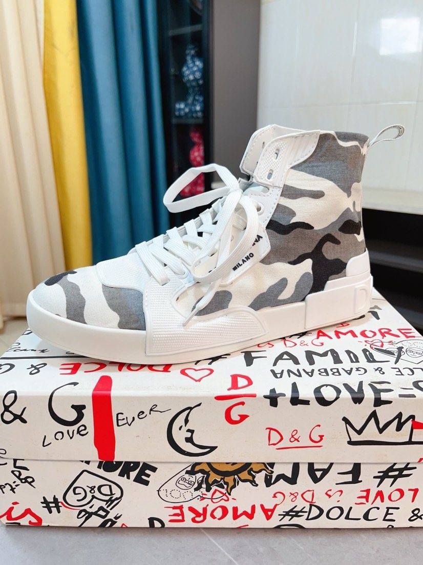 Dolce & Gabbana Camouflage High-Top Sneakers